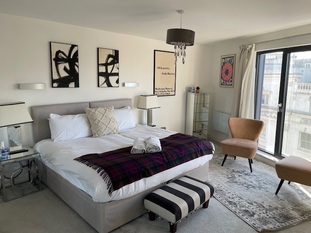 royal crescent bedroom